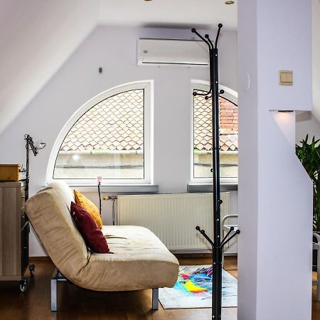 Split Crib - Chill Studio In Historic Braşov Buitenkant foto
